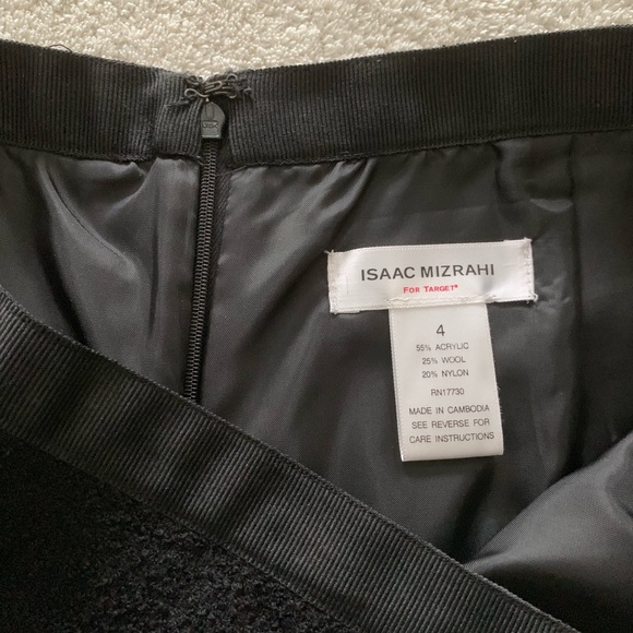Isaac Mizrahi Cute Black Textured Chunky Skirt with ribbon trim waist details 4 - Picture 3 of 7